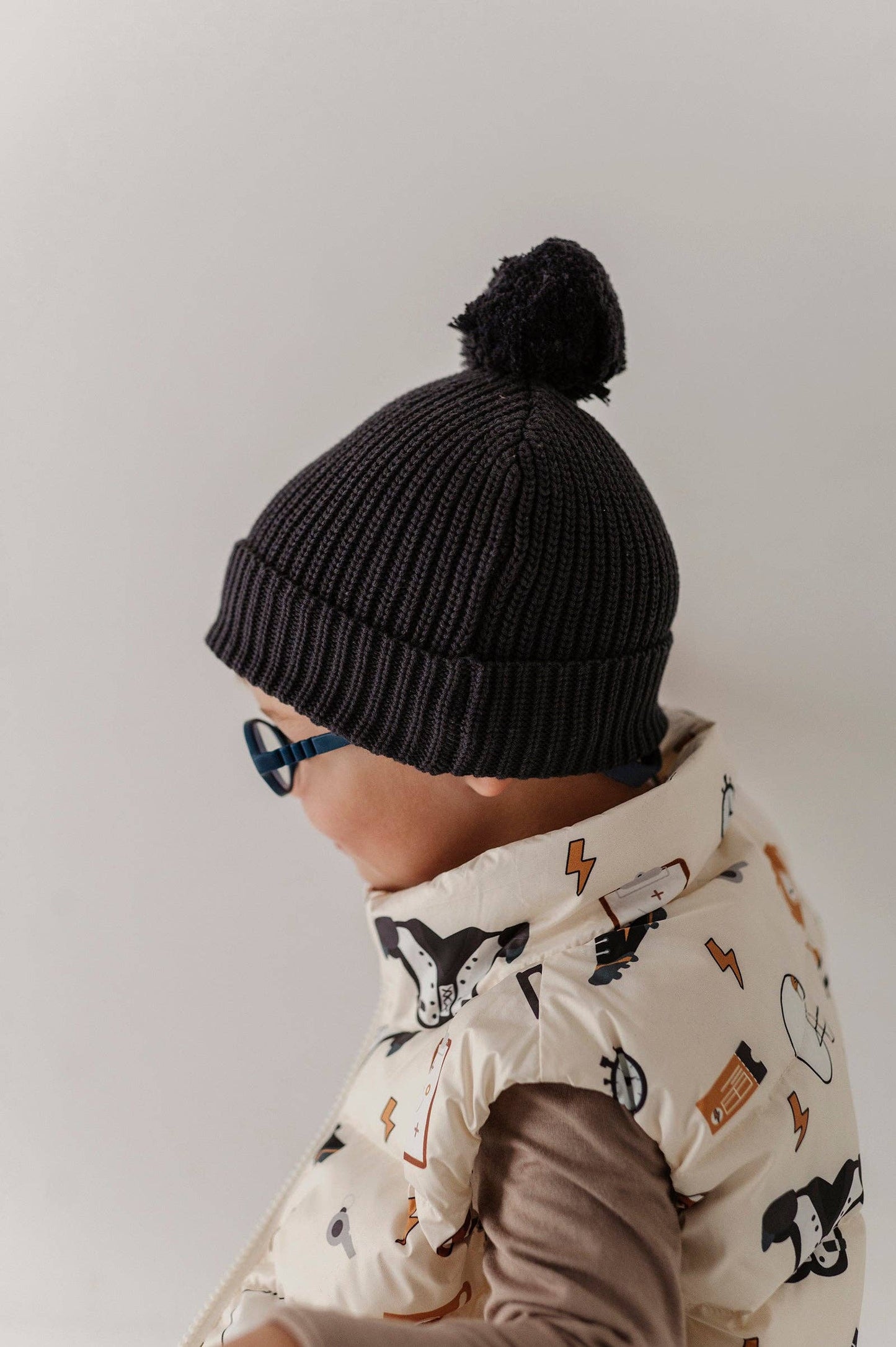Charcoal Knit Pom Hat