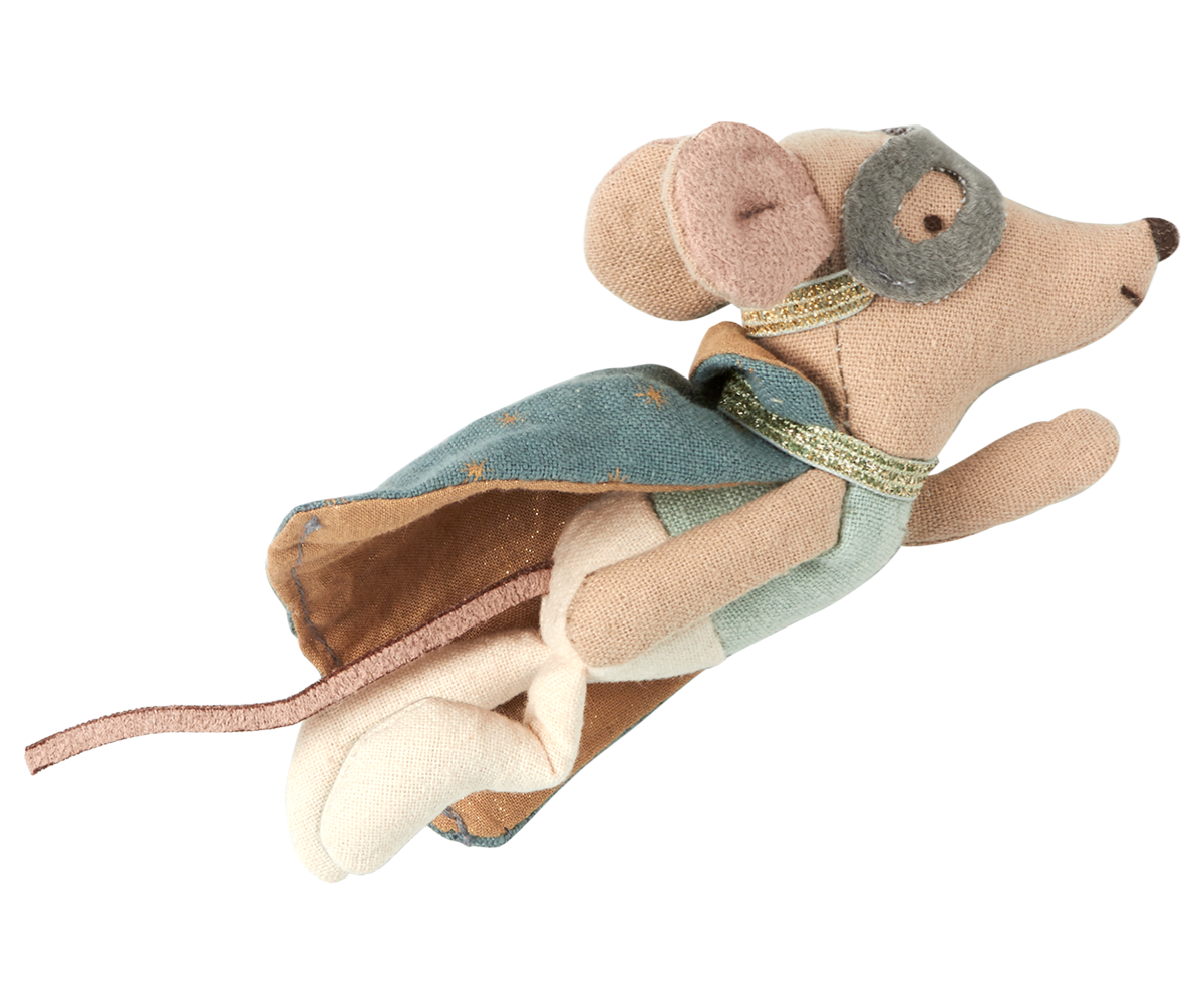 Mouse Guardian Hero Suitcase