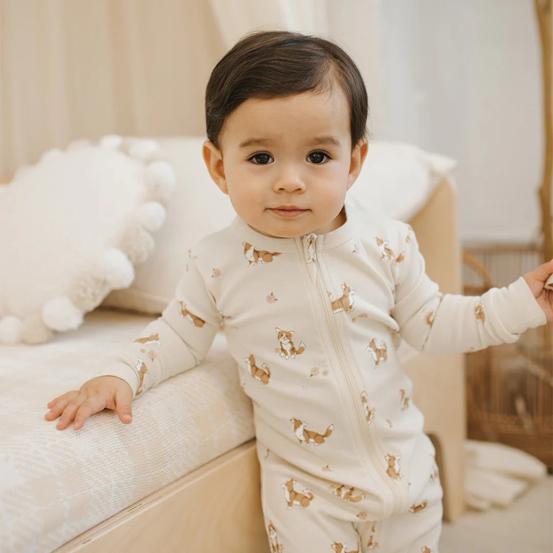 Antique White Beige Corgi Convertible Sleeper