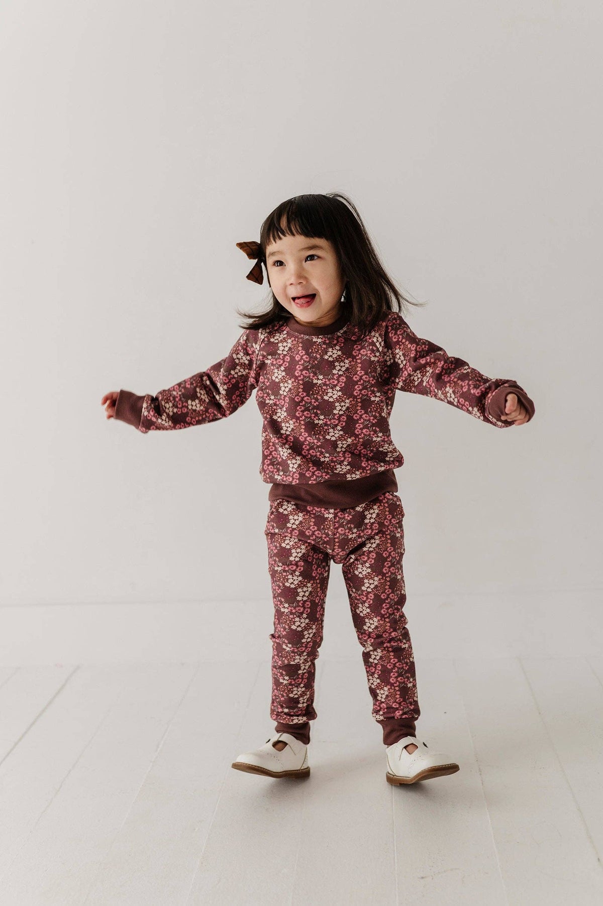 Cluster Garden Floral Fleece Sweatshirt