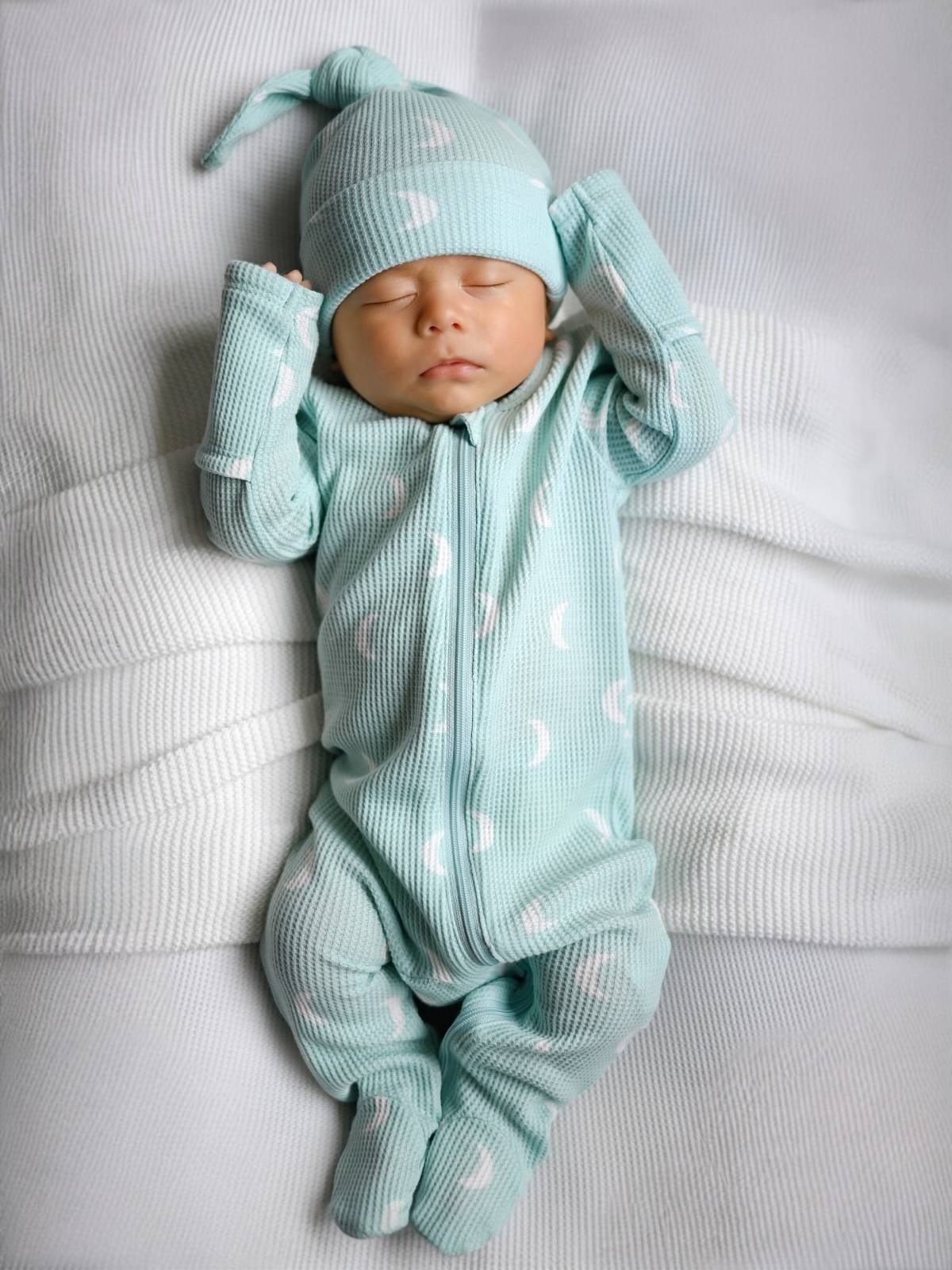 Organic Waffle 2-Way Zip Footie - Light Blue Moon