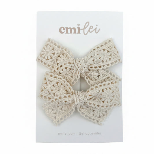 Pigtail Lace Bow Clips