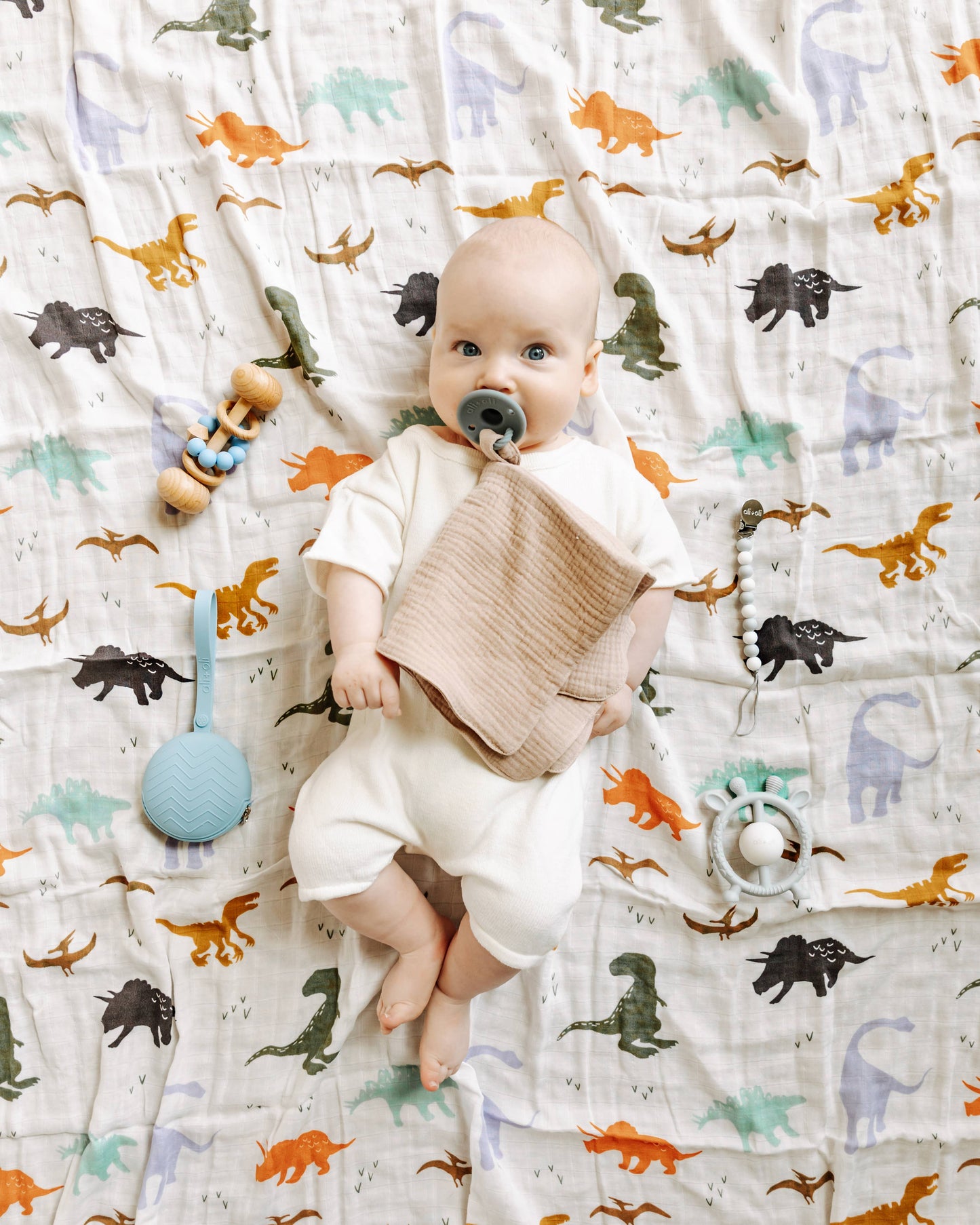 Bamboo Muslin Swaddle Blanket- Dinosaurs