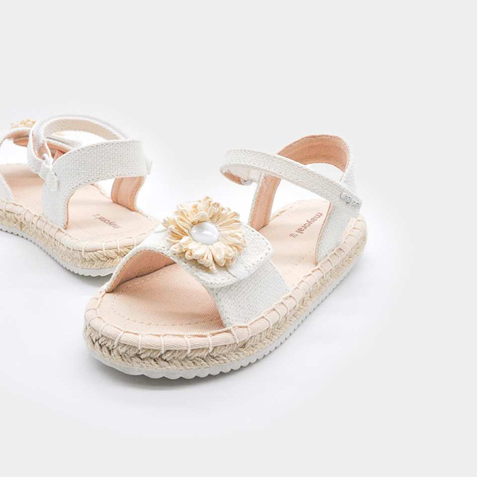Jute Flower Sandals